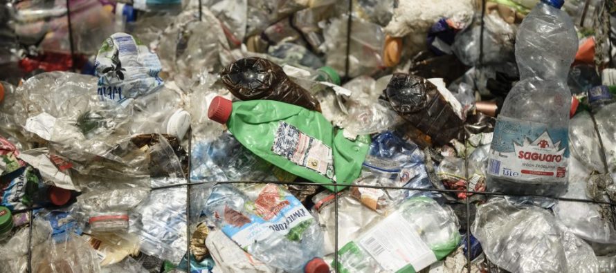 Polovinu svetske jednokratne plastike pravi svega 20 firmi